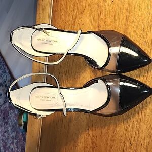 Black paten leather pumps